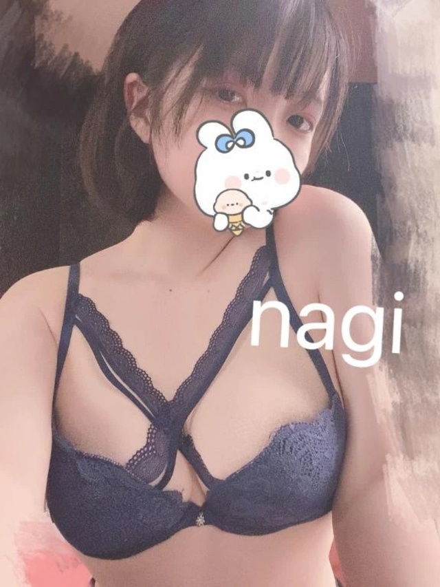 秋かな？｜写メ日記｜なぎ｜鶯谷 ぽっちゃりデリヘル エンジェルマスカット