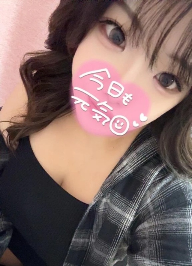 ぐっともーにん︎︎👊｜写メ日記｜えま｜鶯谷 ぽっちゃりデリヘル エンジェルマスカット