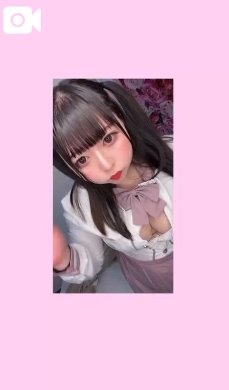 《明日出勤するよー❤️ご予約待ってるね💋》