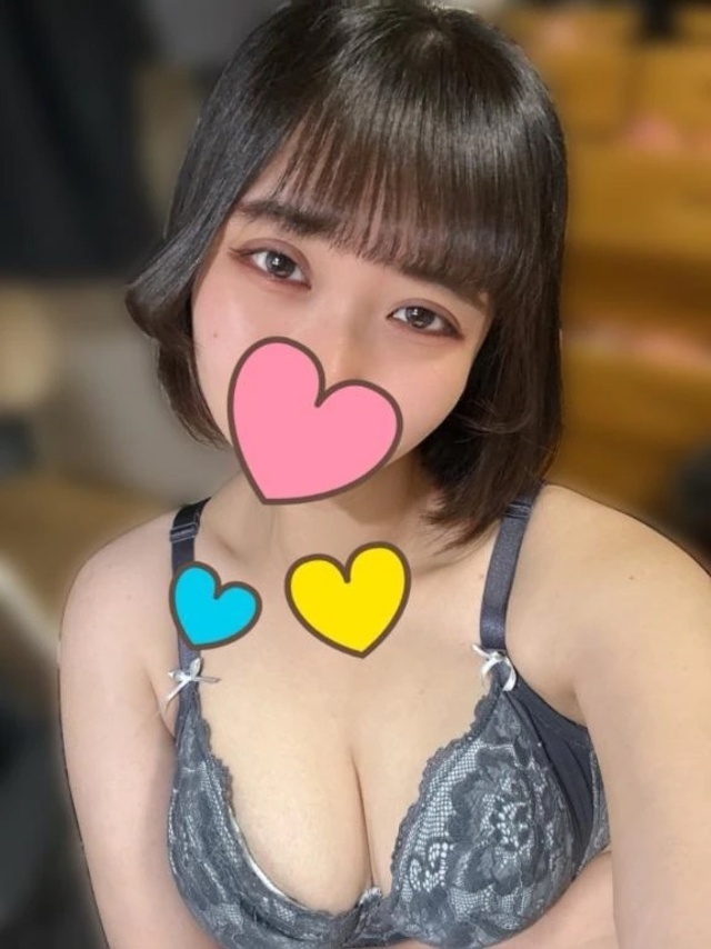 おはよ〜🥱 𓈒𓂂𓏸｜写メ日記｜みや｜鶯谷 ぽっちゃりデリヘル エンジェルマスカット