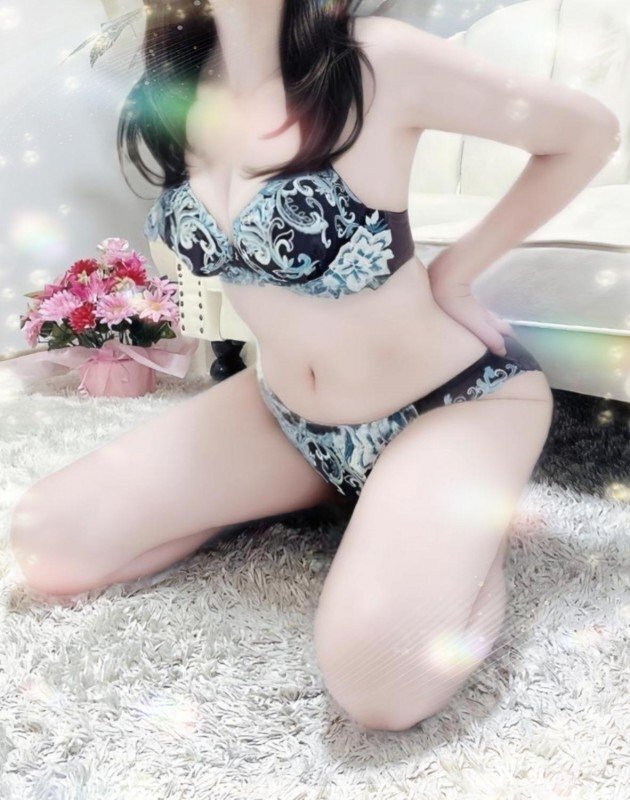 本日出勤です♪*゜｜写メ日記｜月丘 紬希｜池袋 人妻デリヘル こあくまな人妻・熟女たち池袋店(KOAKUMAグループ)