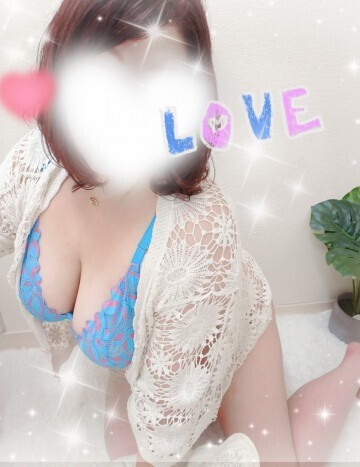 本日出勤します(*´ー｀*)りさ