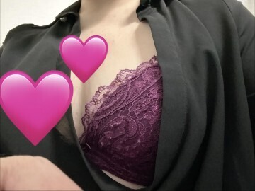 0時までです。早く逢いにきてくださいね。｜写メ日記｜桐生 ひとみ｜鶯谷 人妻デリヘル こあくまな人妻・熟女たち鶯谷・日暮里店(Kグループ)