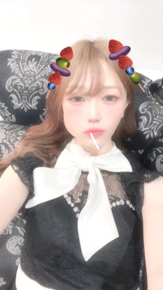 ば・く・れ・つ！