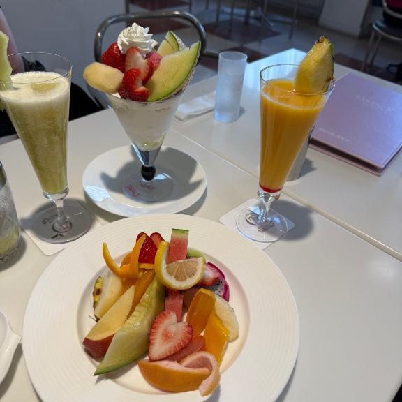 仲良しさん??｜写メ日記｜サラ｜渋谷 一般デリヘル マテリアル