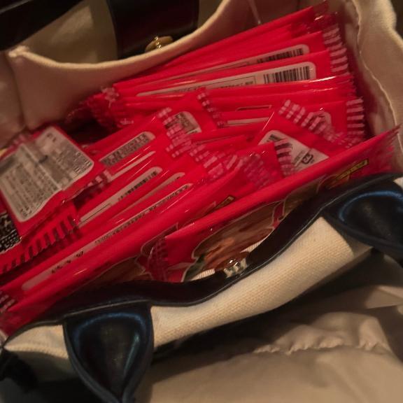 プレゼント?笑｜写メ日記｜アスカ｜渋谷 一般デリヘル マテリアル