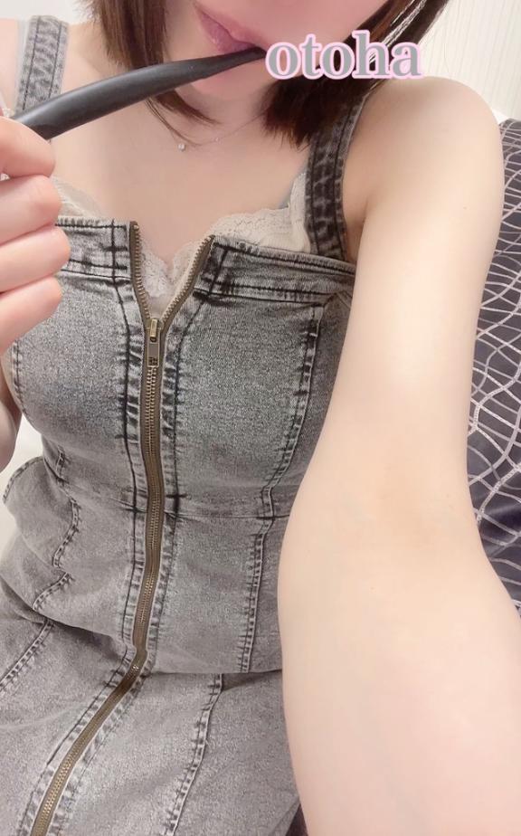 ⋆⸜⸝⋆隣で歯磨きできるのって｜写メ日記｜乙葉｜鶯谷 人妻デリヘル 華恋人（カレント）