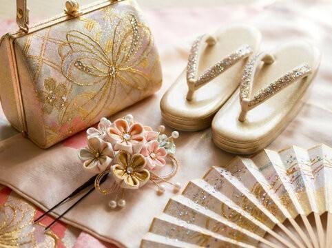 次回、4/12㈰出勤します〜和装小物〜｜写メ日記｜天音｜鶯谷 人妻デリヘル 華恋人（カレント）