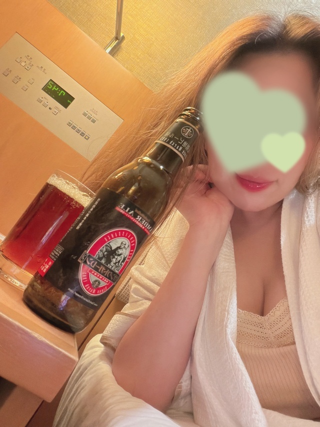 ﾁﾞびーる🤍❤️｜写メ日記｜加賀美(かがみ)｜大塚・巣鴨 人妻デリヘル 『あげは』