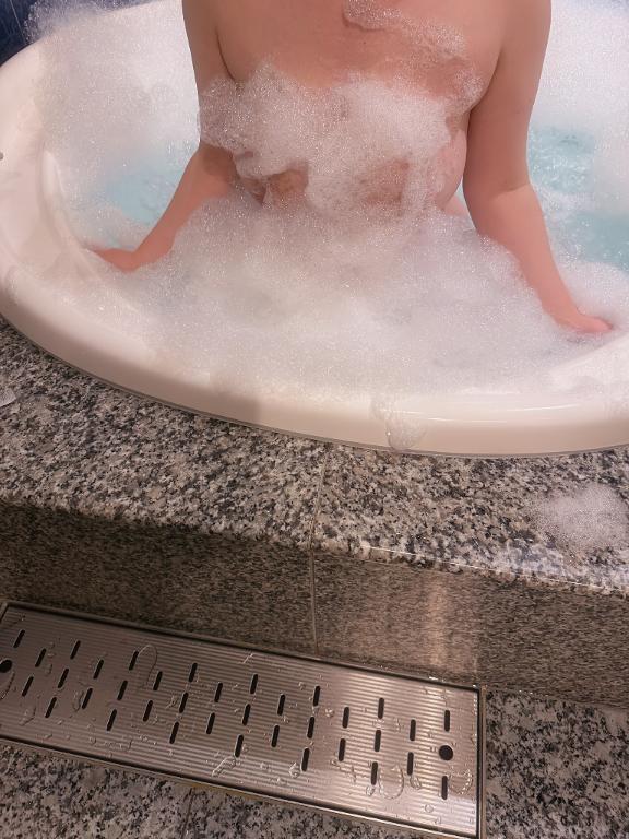 [お題]from:アヒルさん｜写メ日記｜三枝｜鶯谷 人妻デリヘル 鶯谷人妻城