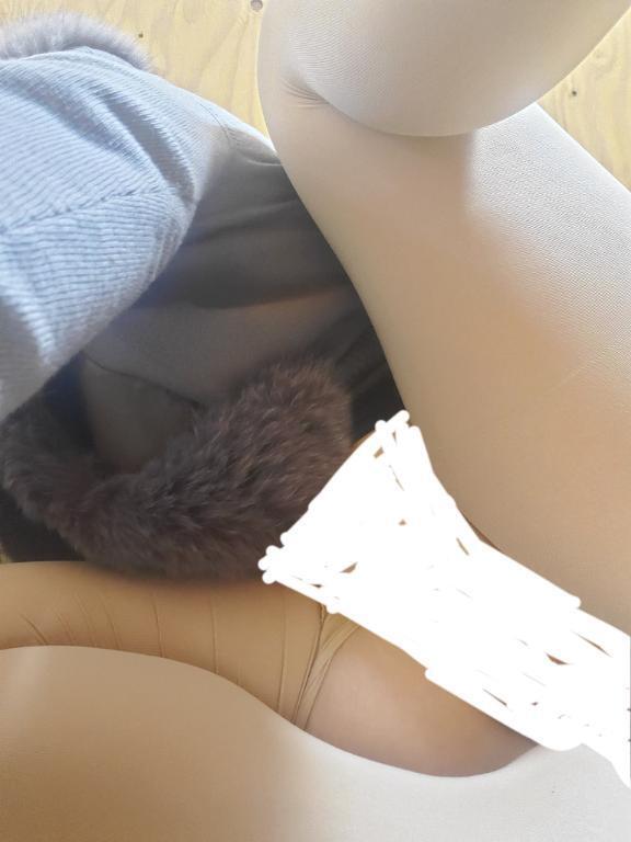 下はノーパンなんですもちろん上はノーブラ｜写メ日記｜仲間｜鶯谷 人妻デリヘル 鶯谷人妻城