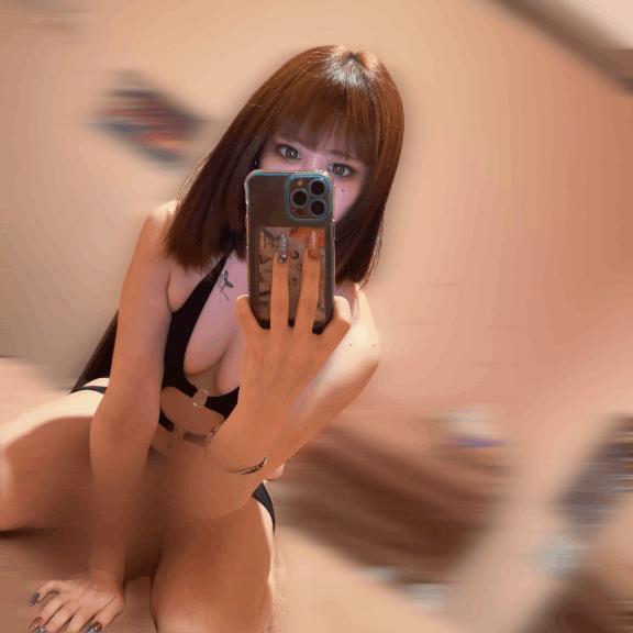 夏は全裸