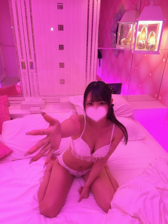 🩷あちあち🔞｜写メ日記｜らな★新卒18歳のリアル処女★｜品川・五反田 一般デリヘル 五反田Tiara～ティアラ～