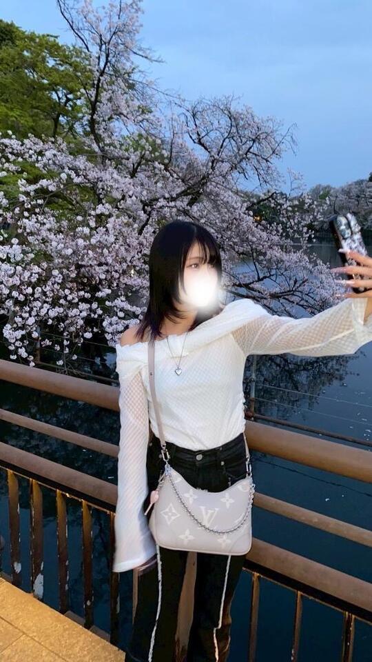 出勤🐈‍⬛｜写メ日記｜ろあ★品性溢れる超清楚系JD★｜品川・五反田 一般デリヘル 五反田Tiara～ティアラ～