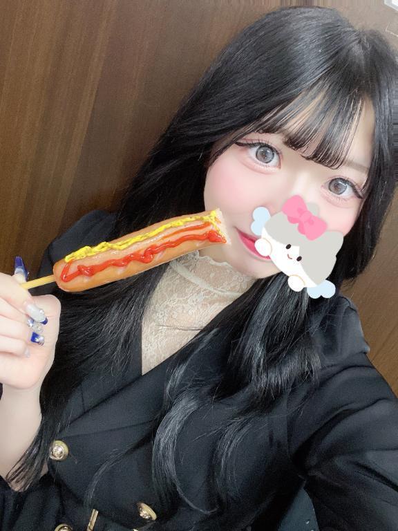どっちが大きい？｜写メ日記｜ふゆ★色白王道系の美少女JD｜品川・五反田 一般デリヘル 五反田Tiara～ティアラ～