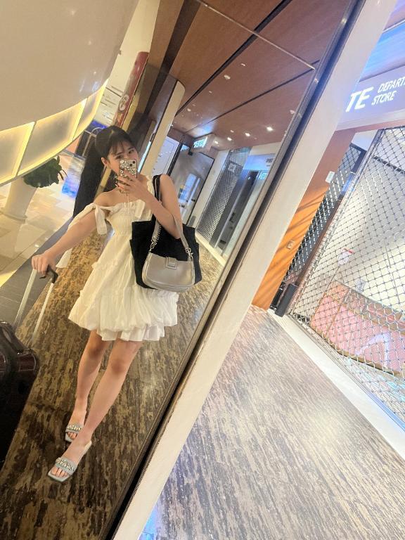 プライベート｜写メ日記｜あずさ★乃木坂系の清純美少女★｜品川・五反田 一般デリヘル 五反田Tiara～ティアラ～