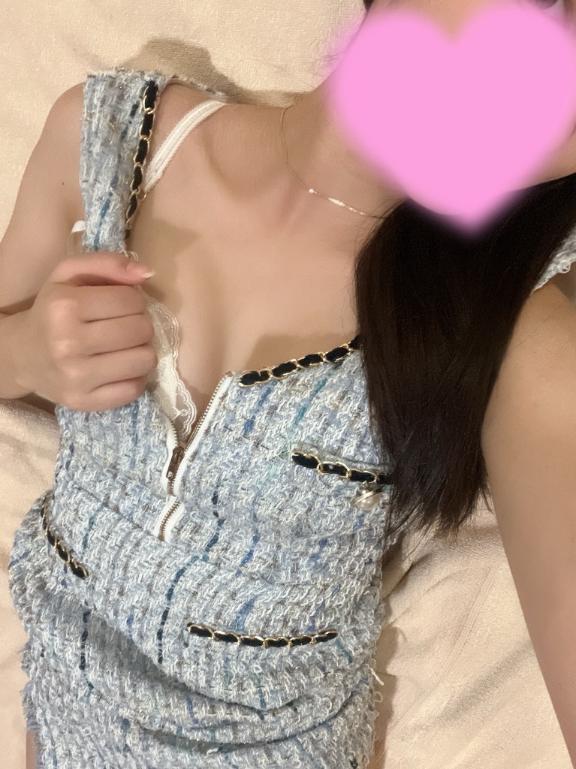 谷間のナカ気になる❓｜写メ日記｜まりか★モデル体型黒髪美人JD｜品川・五反田 一般デリヘル 五反田Tiara～ティアラ～