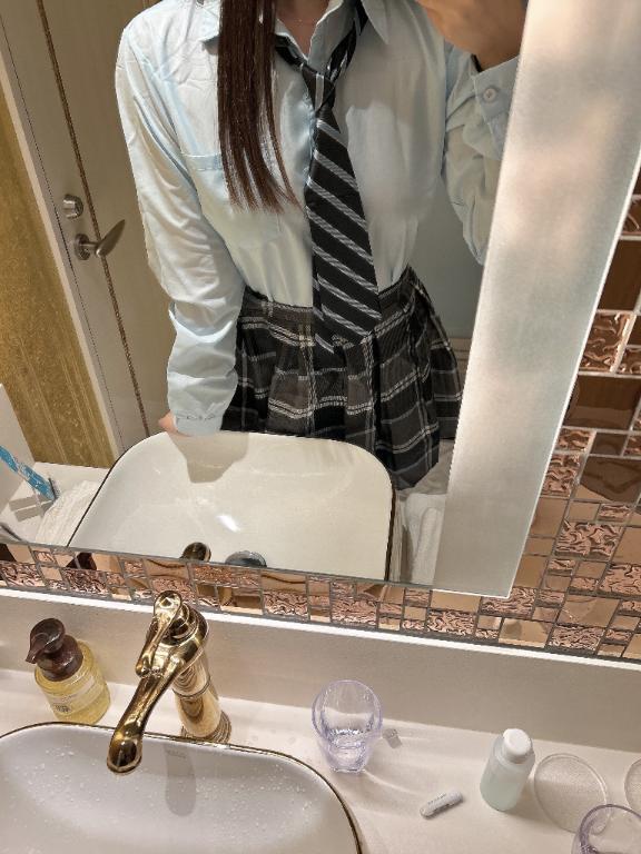 制服！！🎀