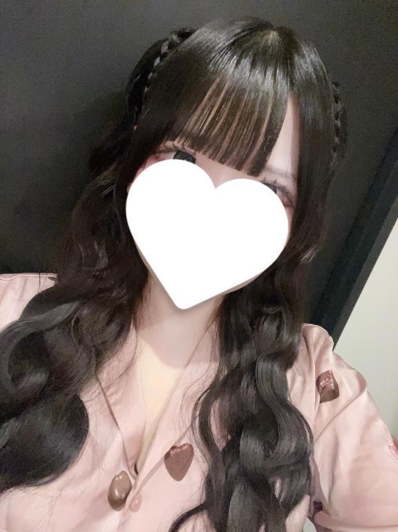 🤍 初出勤 🤍｜写メ日記｜める★新卒18歳ロリカワ巨乳★｜品川・五反田 一般デリヘル 五反田Tiara～ティアラ～