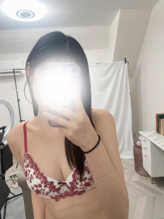 暑すぎる🥵｜写メ日記｜りんこ★高身長スレンダー美女｜品川・五反田 一般デリヘル 五反田Tiara～ティアラ～