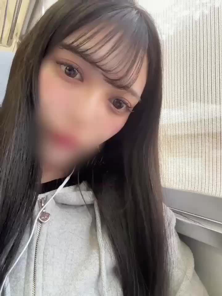 キスしそうな距離💕｜写メ日記｜まりの★超S級激カワ女子大生★｜品川・五反田 一般デリヘル 五反田Tiara～ティアラ～