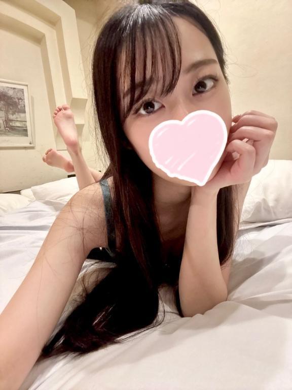 出勤です🦖🐾｜写メ日記｜ひなた★王道清楚モデル級美少女｜品川・五反田 一般デリヘル 五反田Tiara～ティアラ～