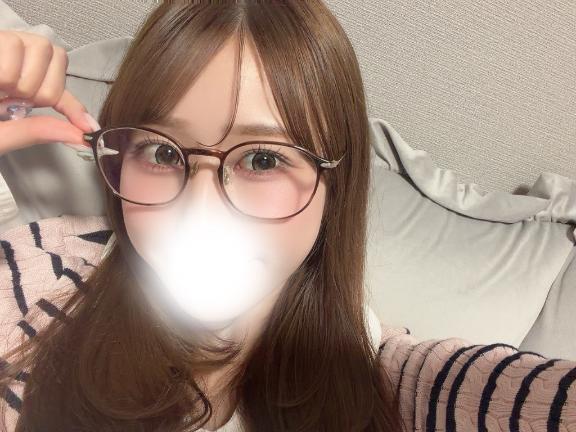 めがね｜写メ日記｜らみ★美乳×美肌初心な甘えん坊｜品川・五反田 一般デリヘル 五反田Tiara～ティアラ～