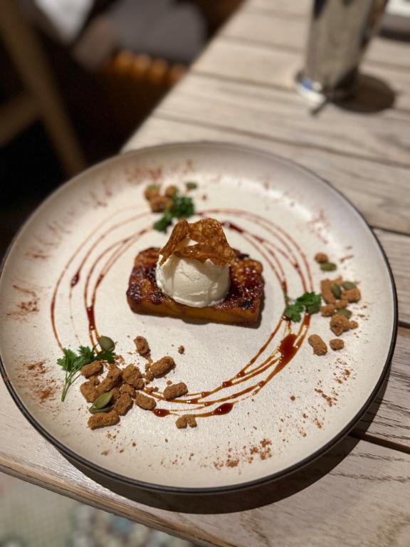 ぷに｜写メ日記｜こはる★SSS級×未経験美少女｜品川・五反田 一般デリヘル 五反田Tiara～ティアラ～