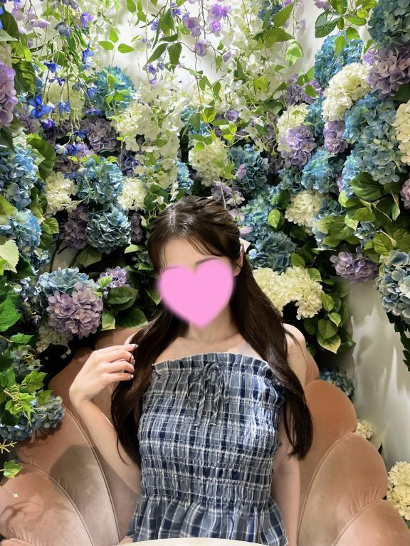 どうかな？🥺｜写メ日記｜きらら★SS級逸材タレントの卵｜品川・五反田 一般デリヘル 五反田Tiara～ティアラ～