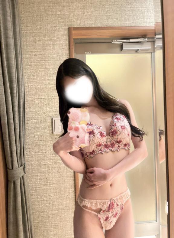 1日の疲れに...♥️｜写メ日記｜きらら★SS級逸材タレントの卵｜品川・五反田 一般デリヘル 五反田Tiara～ティアラ～
