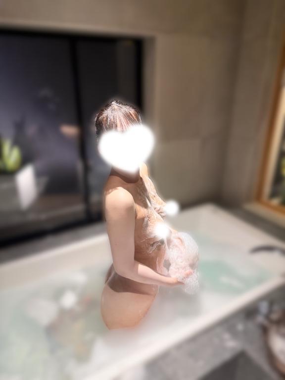 ｴﾁｴﾁショット📸💓｜写メ日記｜つき★Hカップ×高身長美少女★｜品川・五反田 一般デリヘル 五反田Tiara～ティアラ～