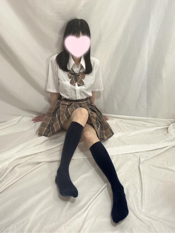 制服で…♡｜写メ日記｜うゆ★純真無垢な乃木坂系美少女｜品川・五反田 一般デリヘル 五反田Tiara～ティアラ～