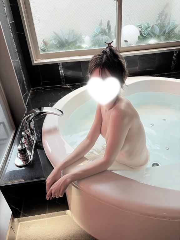 🛁｜写メ日記｜らあ★S級！奇跡の極上美少女★｜品川・五反田 一般デリヘル 五反田Tiara～ティアラ～