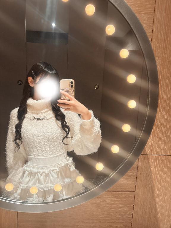 くびれに注目⭐️💕｜写メ日記｜まりな★甘えん坊なキス好きJD｜品川・五反田 一般デリヘル 五反田Tiara～ティアラ～