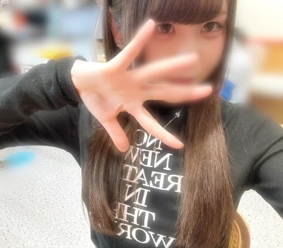 本日20:30〜4:00｜写メ日記｜なる★経験極少の坂道系美少女★｜品川・五反田 一般デリヘル 五反田Tiara～ティアラ～