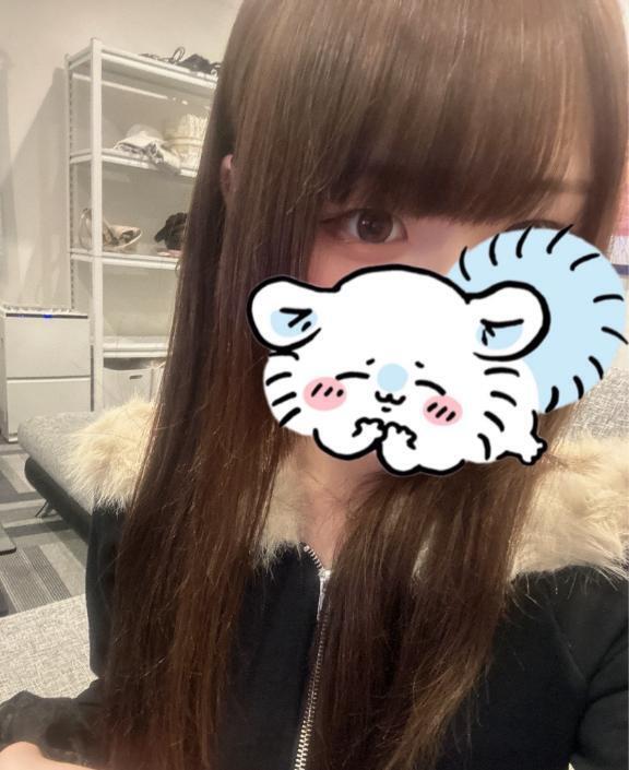 出勤✌🏻 ̖́-🩷｜写メ日記｜なる★経験極少の坂道系美少女★｜品川・五反田 一般デリヘル 五反田Tiara～ティアラ～