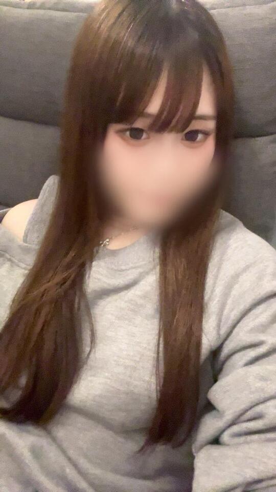 出勤🙌🏻｜写メ日記｜なる★経験極少の坂道系美少女★｜品川・五反田 一般デリヘル 五反田Tiara～ティアラ～