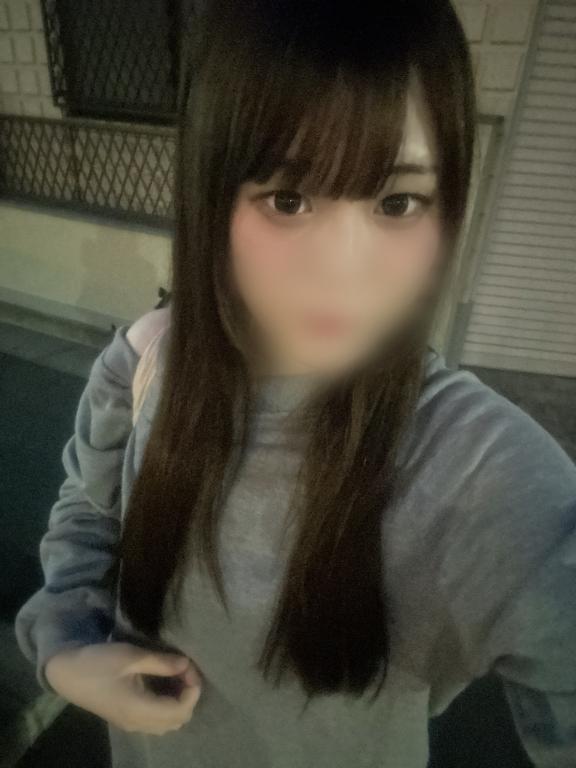 退勤🙌🏻｜写メ日記｜なる★経験極少の坂道系美少女★｜品川・五反田 一般デリヘル 五反田Tiara～ティアラ～