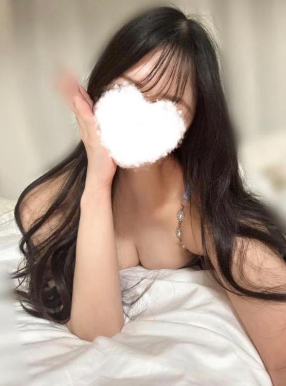🥹♡﻿｜写メ日記｜もな★キスで激ヌレ敏感受付嬢★｜品川・五反田 一般デリヘル 五反田Tiara～ティアラ～