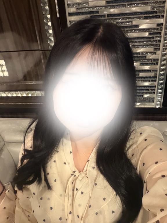 出勤❣️｜写メ日記｜ゆりな★純真無垢な激カワ18歳｜品川・五反田 一般デリヘル 五反田Tiara～ティアラ～