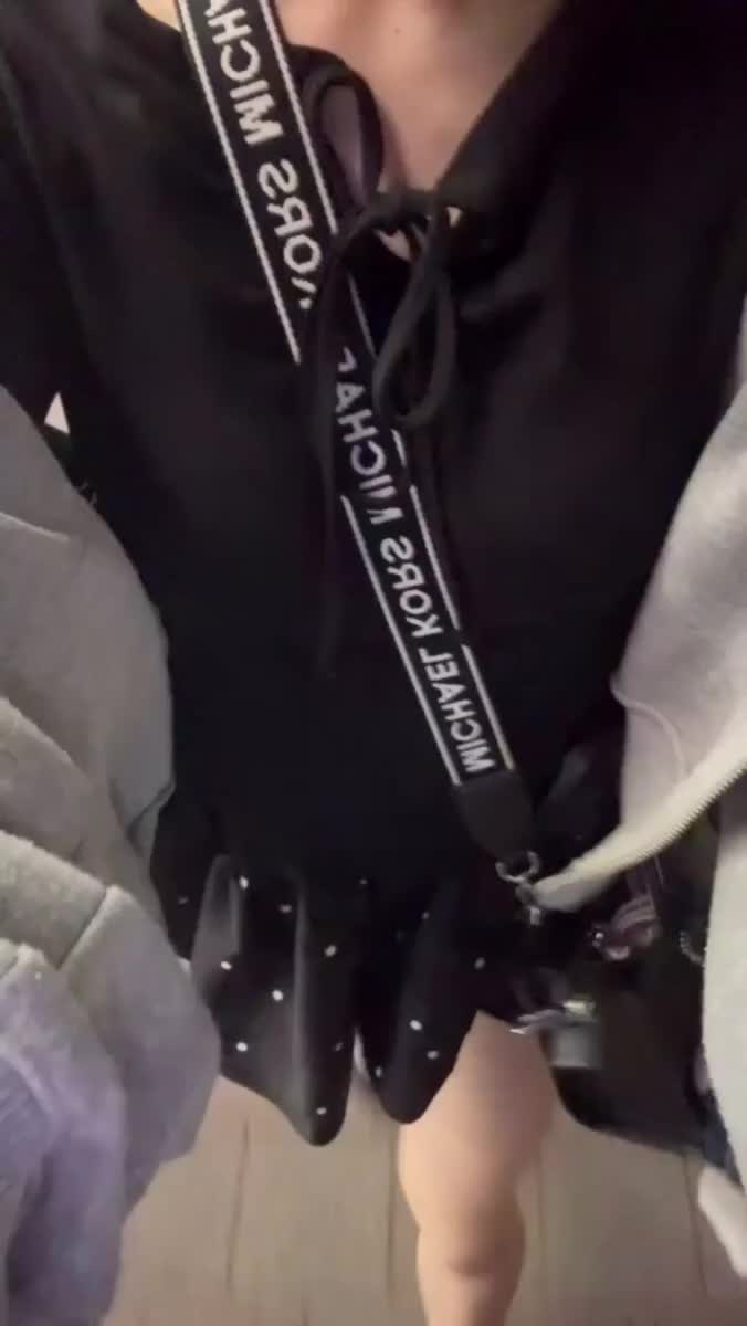 スカートの中覗きたい👀❓｜写メ日記｜のあ★天然G乳ロリカワ美少女★｜品川・五反田 一般デリヘル 五反田Tiara～ティアラ～