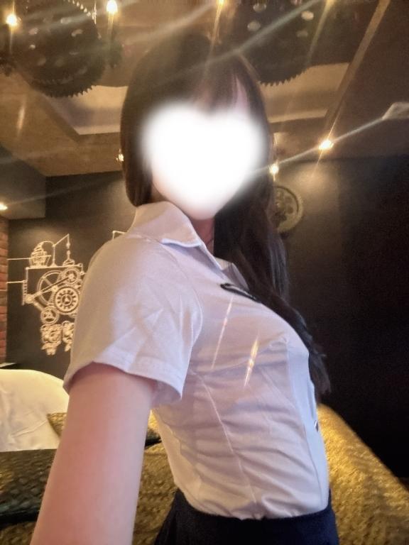 制服💕｜写メ日記｜うた★S級容姿端麗モデル級JD｜品川・五反田 一般デリヘル 五反田Tiara～ティアラ～