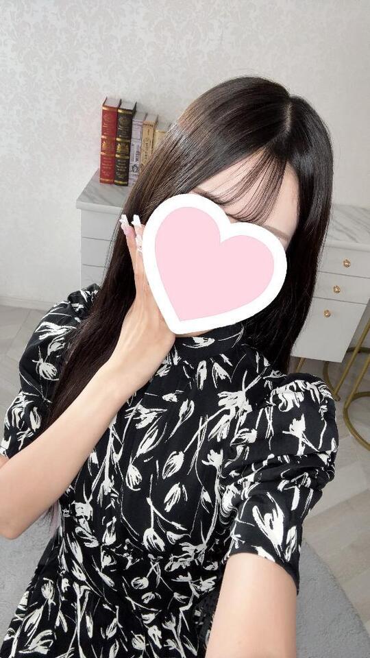 おはよ〜☔️｜写メ日記｜ももな★SS級×完未激カワ素人｜品川・五反田 一般デリヘル 五反田Tiara～ティアラ～