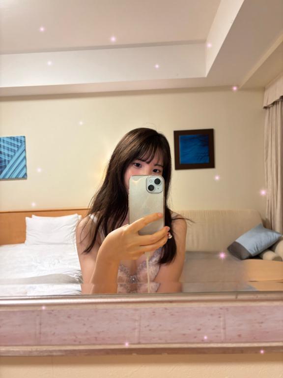 ぎゅってして♡｜写メ日記｜かれん★S級完未！丸の内OL★｜品川・五反田 一般デリヘル 五反田Tiara～ティアラ～