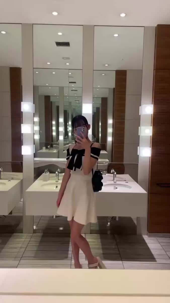 後ろからいっぱい♡｜写メ日記｜えな★S級女子アナ志望現役JD｜品川・五反田 一般デリヘル 五反田Tiara～ティアラ～