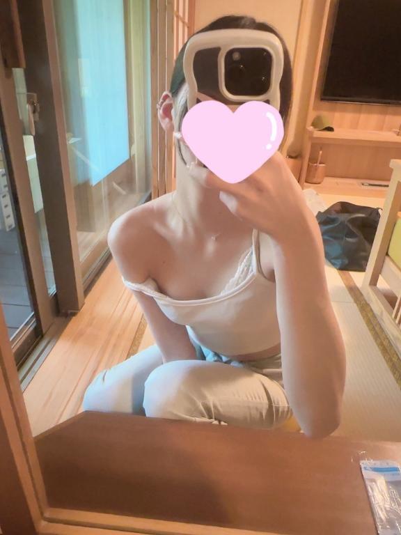 たくさん咥えさせてくれる？🤭💗｜写メ日記｜えな★S級女子アナ志望現役JD｜品川・五反田 一般デリヘル 五反田Tiara～ティアラ～
