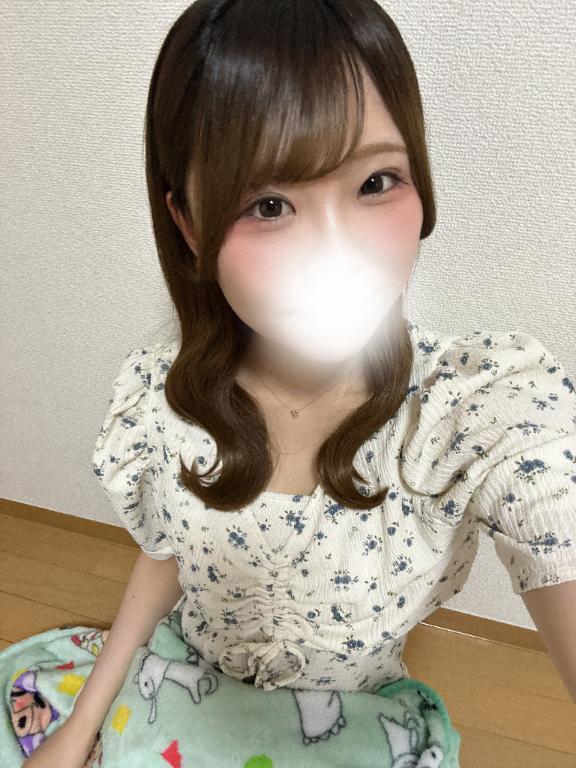 出勤します！🙇🏻‍♀️｜写メ日記｜なな★完未！敏感すぎる現役JD｜品川・五反田 一般デリヘル 五反田Tiara～ティアラ～