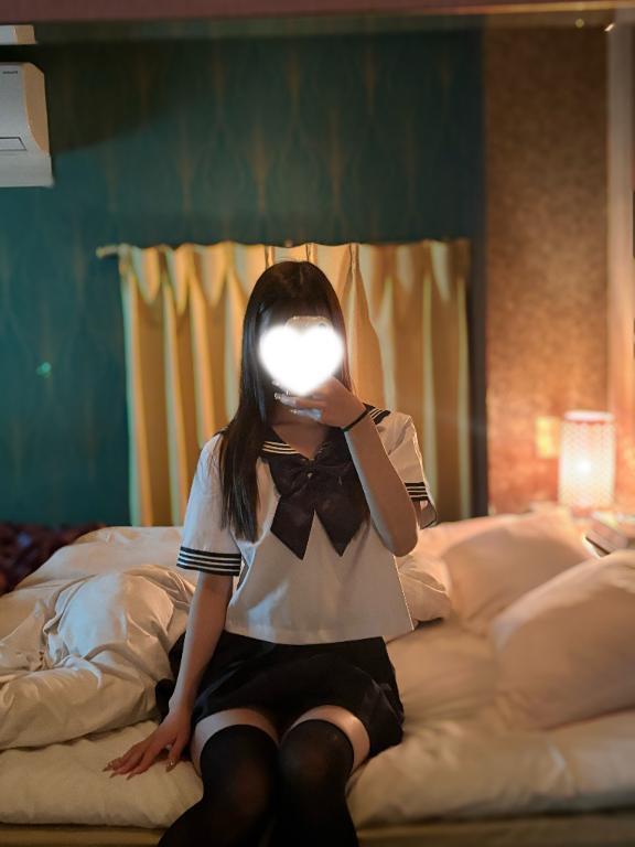 出勤✌🏻｜写メ日記｜りのあ★完未！純真無垢な田舎娘｜品川・五反田 一般デリヘル 五反田Tiara～ティアラ～