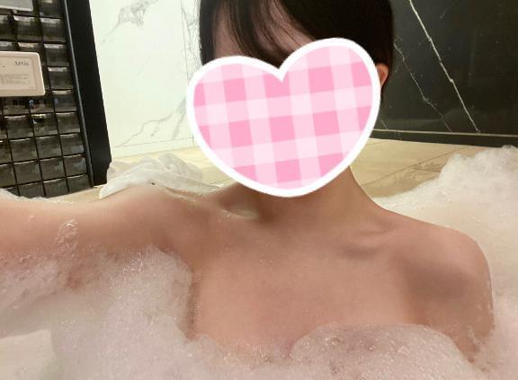 あわあわ｜写メ日記｜しろ★F乳スレンダー青学生★｜品川・五反田 一般デリヘル 五反田Tiara～ティアラ～