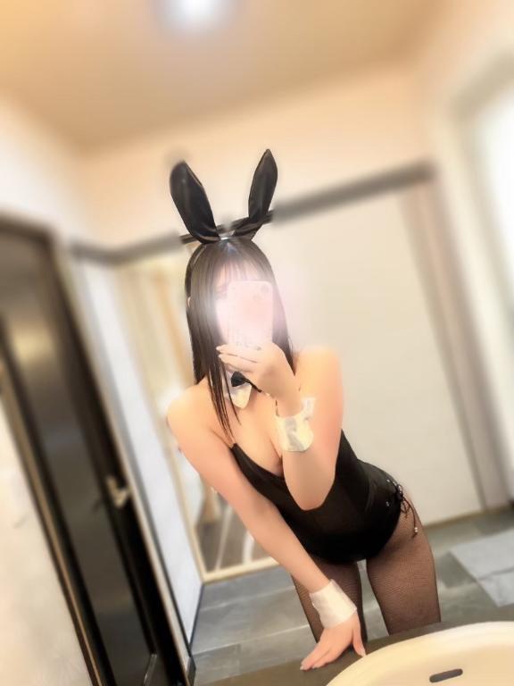 お願い…ダメ？🥺💕｜写メ日記｜えま★完全未経験のド素人美少女｜品川・五反田 一般デリヘル 五反田Tiara～ティアラ～